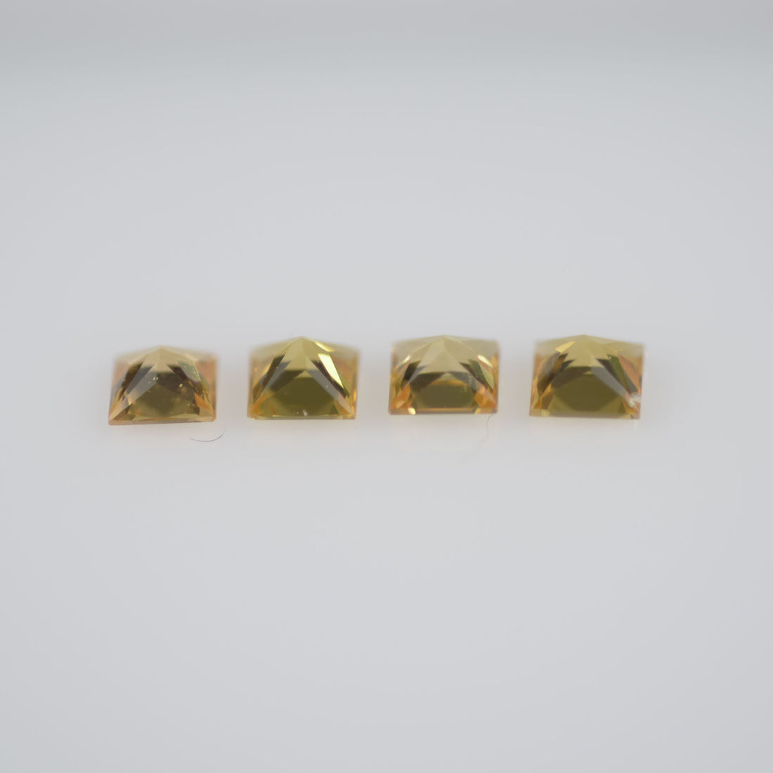 2.7-3.3 mm Natural Calibrated Yellow Sapphire Loose Gemstone Princess Cut