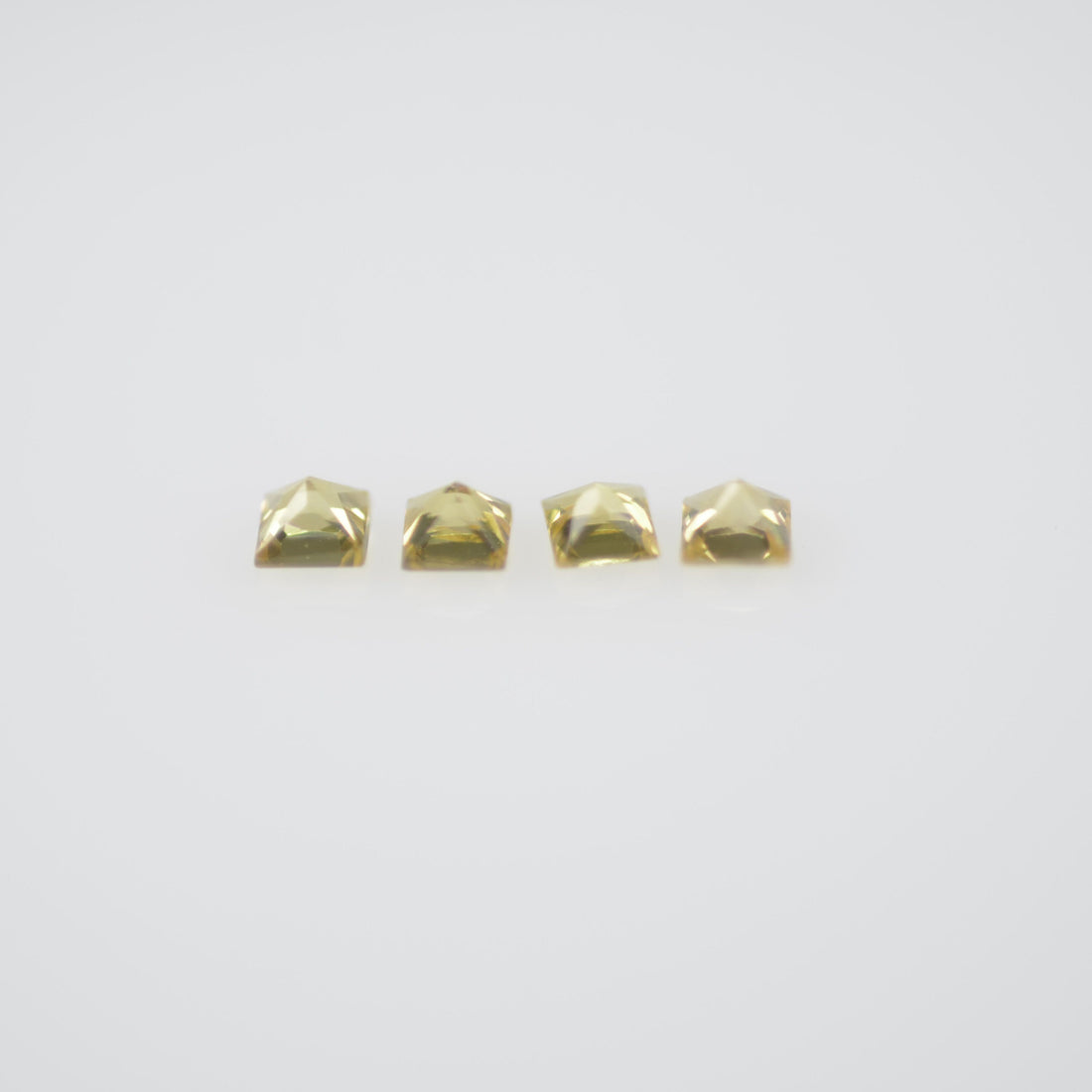 1.2-1.9 mm Natural Calibrated Yellow Sapphire Loose Gemstone Princess Cut