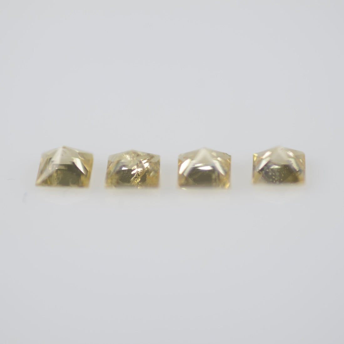 2.2-2.8 mm Natural Calibrated Yellow Sapphire Loose Gemstone Princess Cut