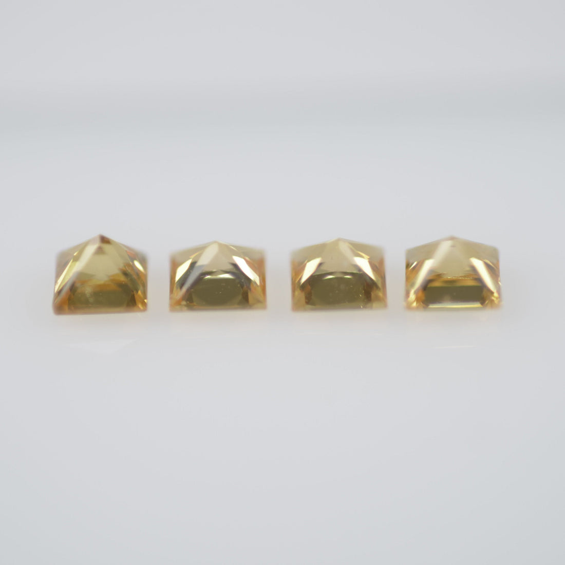 2.8-3.3 mm Natural Calibrated Yellow Sapphire Loose Gemstone Princess Cut