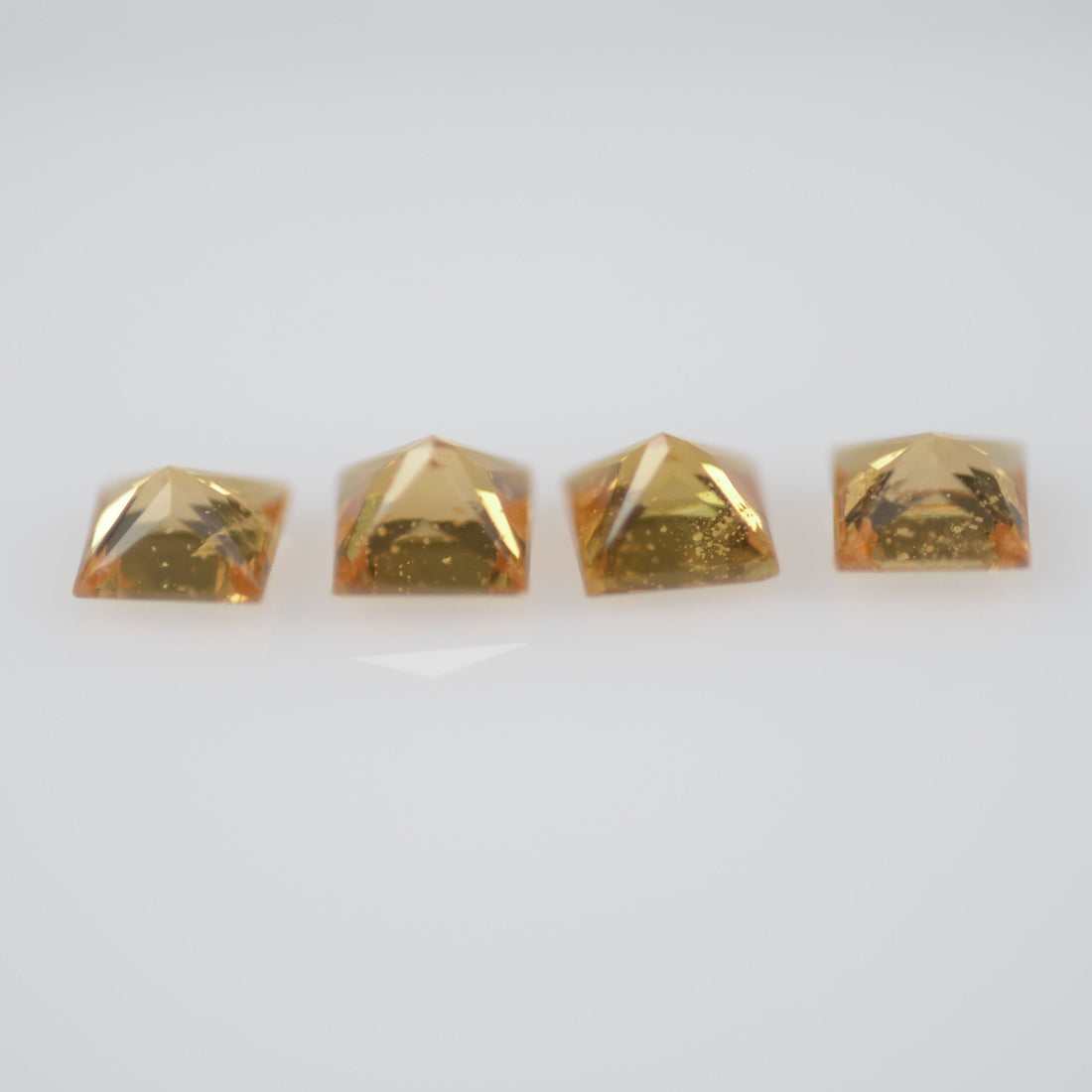 2.8-3.2 mm Natural Calibrated Yellow Sapphire Loose Gemstone Princess Cut