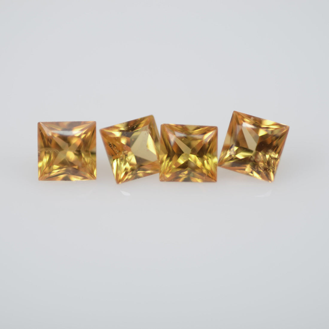 2.8-3.2 mm Natural Calibrated Yellow Sapphire Loose Gemstone Princess Cut