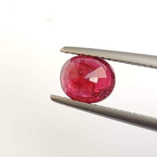 2.05 Cts Natural Ruby Loose Gemstone Oval Cut