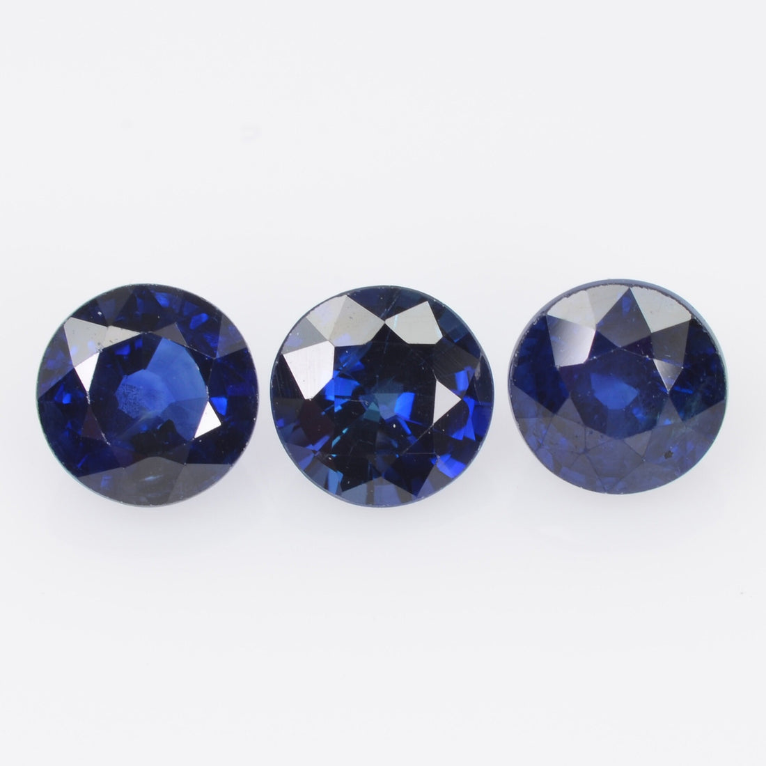 5.2-5.8 MM Natural Blue Sapphire Loose Gemstone Round Cut