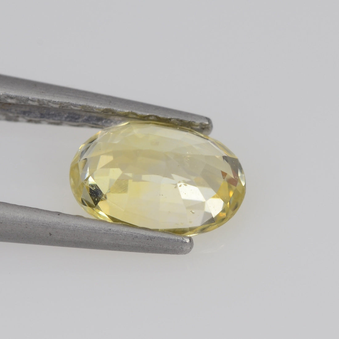 0.92 cts Natural Yellow Sapphire Loose Gemstone Oval Cut